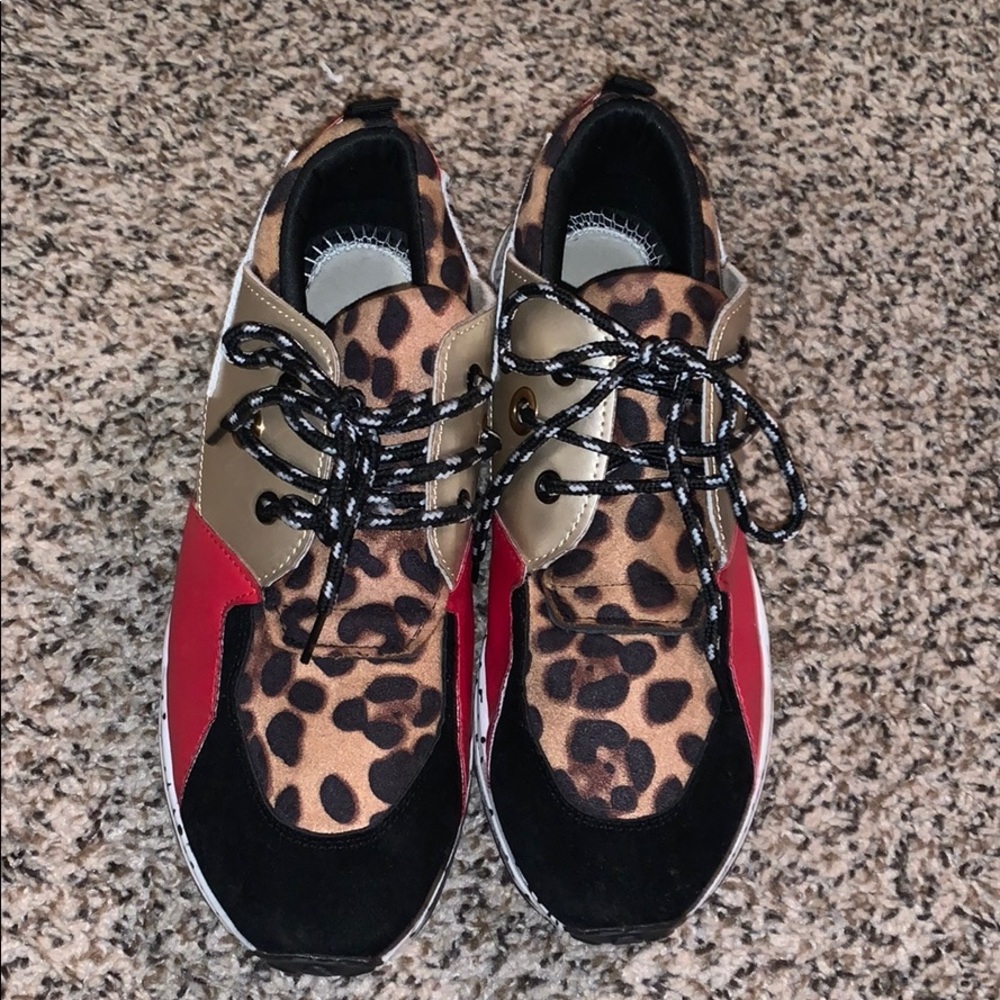 Sneakers